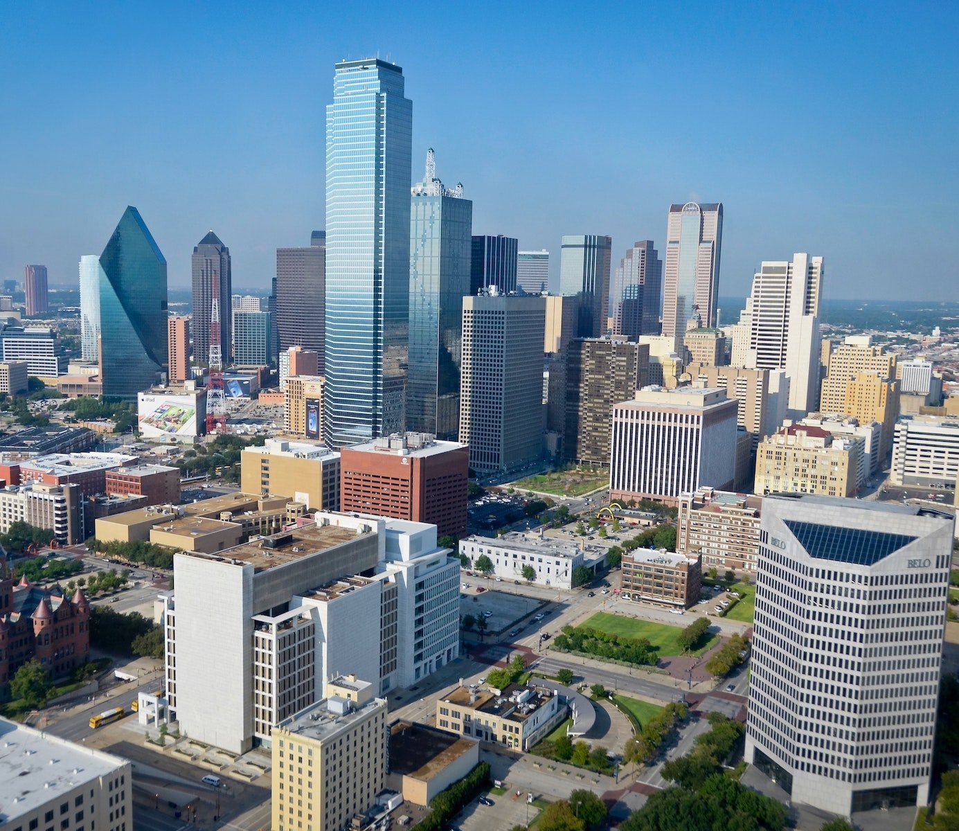 City skyline of Dallas, Texas on a clear, sunny day