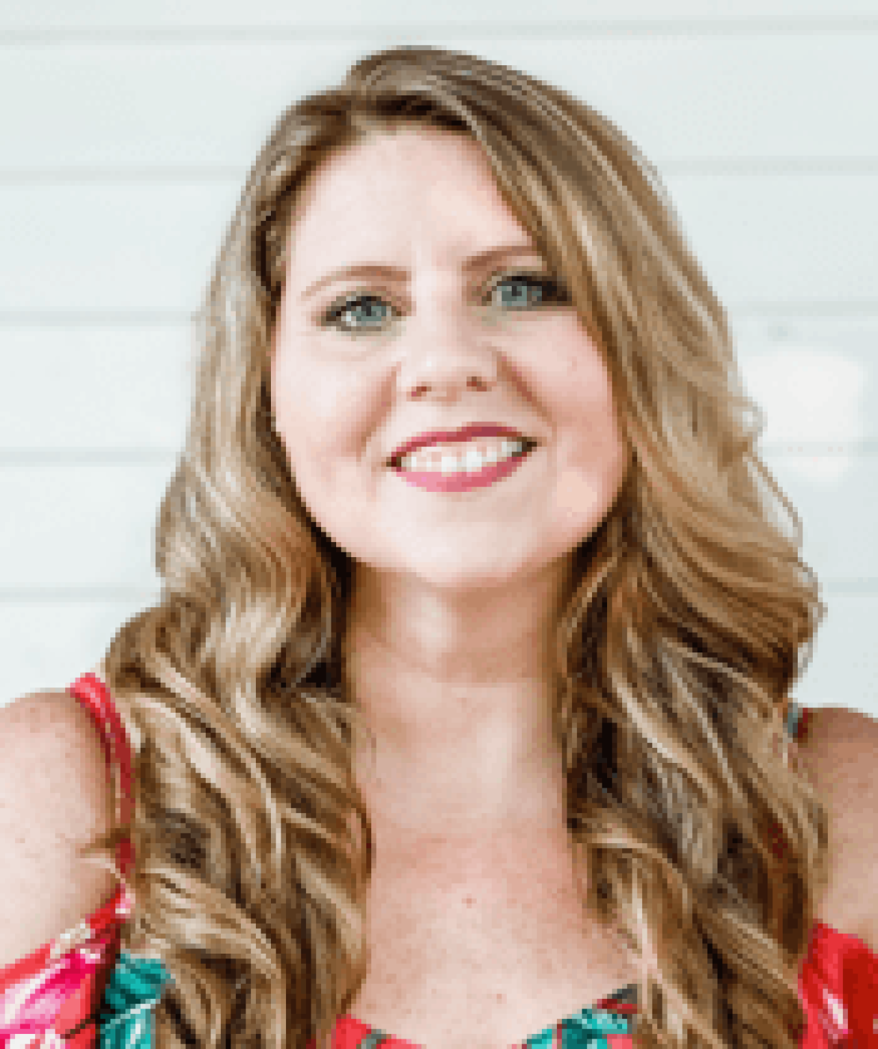 nina avery headshot.